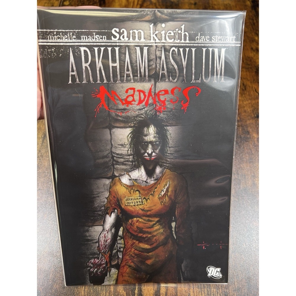 DC Comics Arkham Asylum: Madness by Sam Keith 2010 - Joker - DC